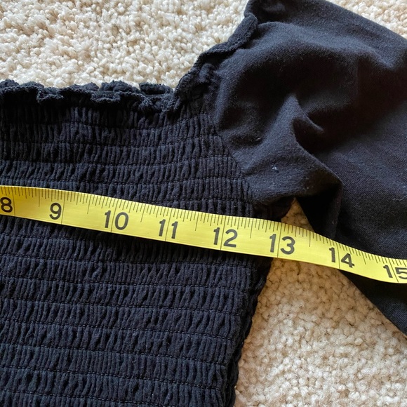 Hollister off the shoulder black top - Picture 5 of 6